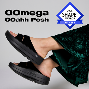 OOmega OOahh Posh. 2025 shape awards fitness. model wearing oomega ooahh posh black